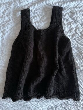 Youth Girls’ Black Knit Tank Top - Size Large 10/12
